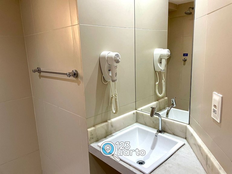 Royal Flat By 123Quarto Hospedagem #RF208