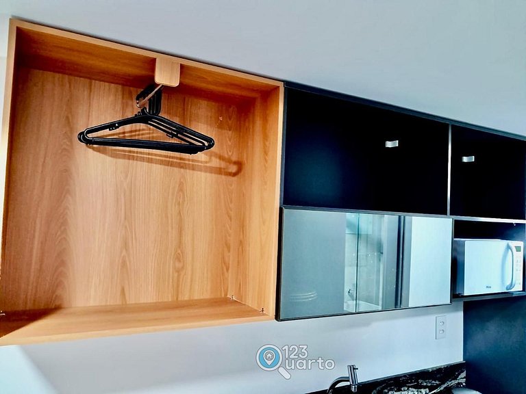 Flat Luxo com Varanda em Cabo Branco #HCB137