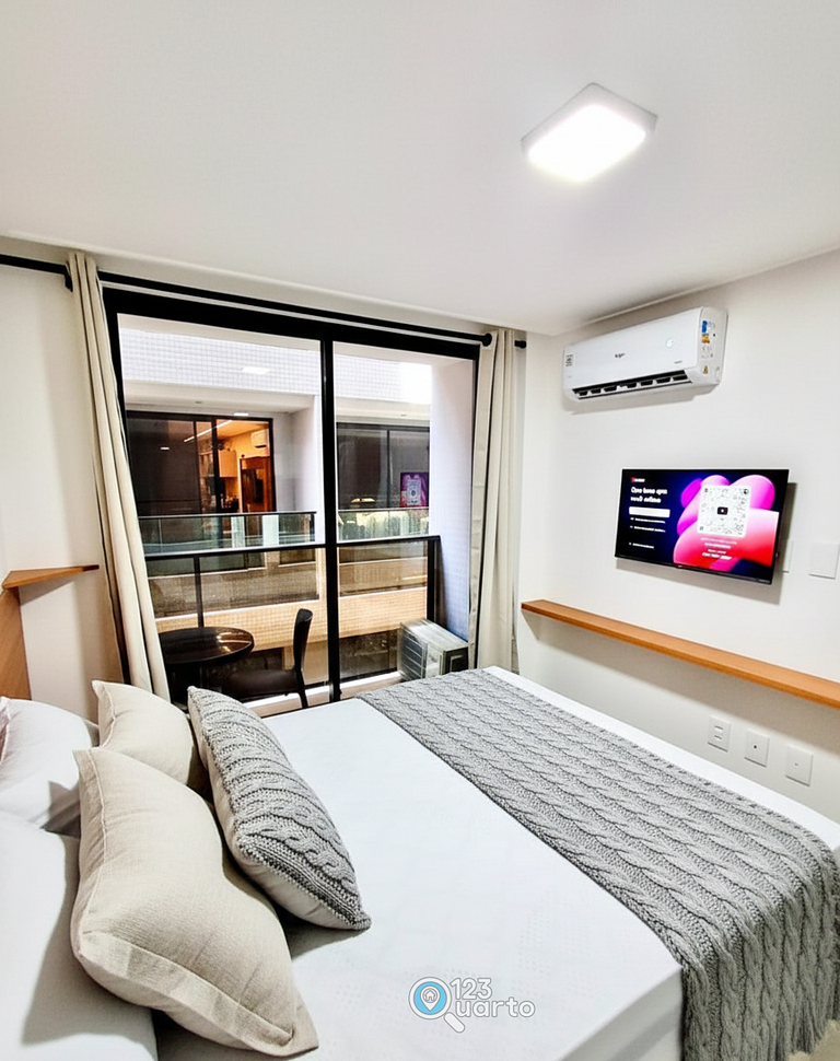 Flat Luxo com Varanda em Cabo Branco #HCB137