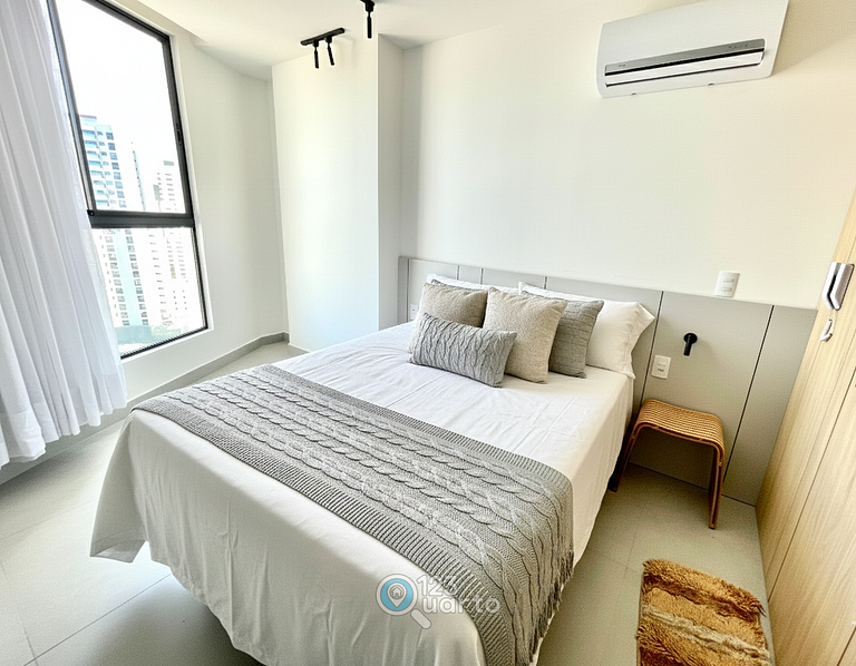 Apto Studio Urban Seaside View | #SOL1604