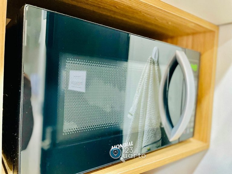 Apto Luxo Com Varanda Vista Mar | 123Quarto #BH207