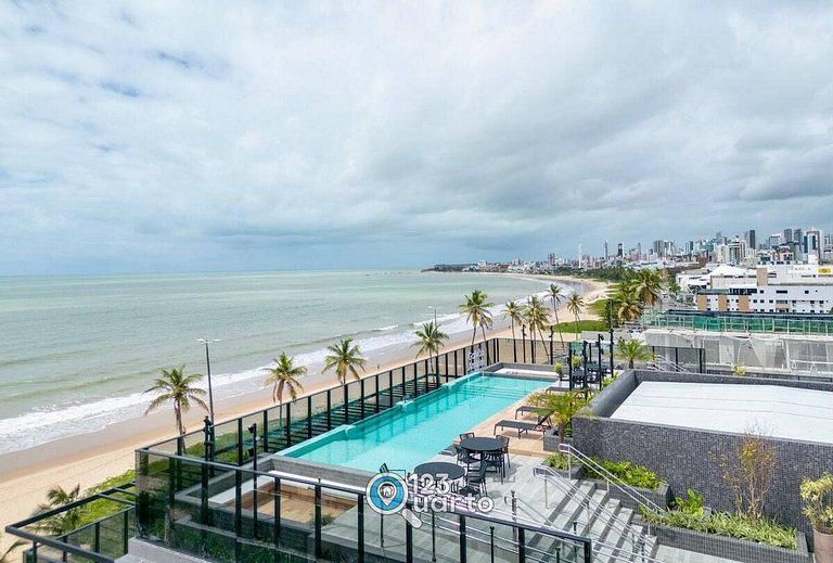 Apto Luxo Com Varanda Vista Mar | 123Quarto #BH207