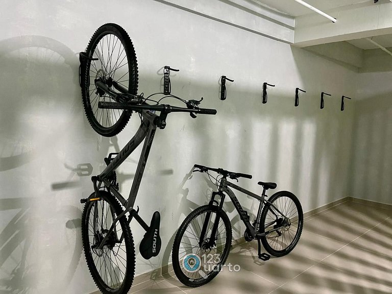 Apto Luxo | Vista Mar + Hidro Aquecida no Rooftop