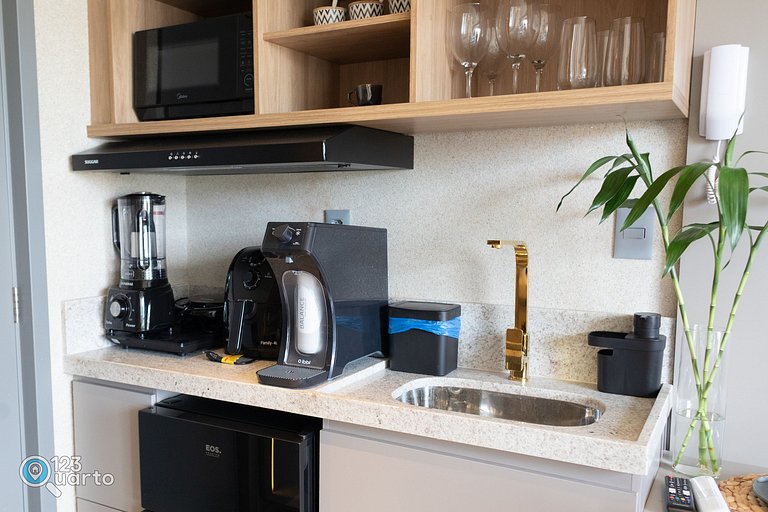 Apto Luxo | Vista Mar + Hidro Aquecida no Rooftop