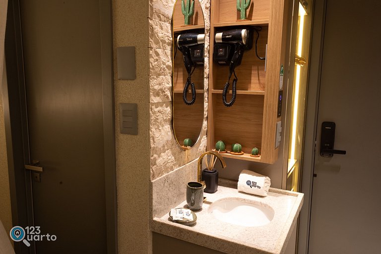 Apto Luxo | Vista Mar + Hidro Aquecida no Rooftop