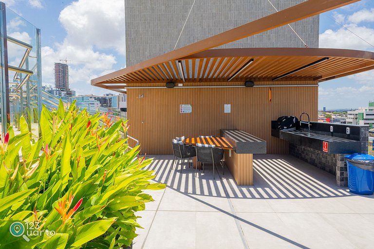 Apto Luxo | Vista Mar + Hidro Aquecida no Rooftop
