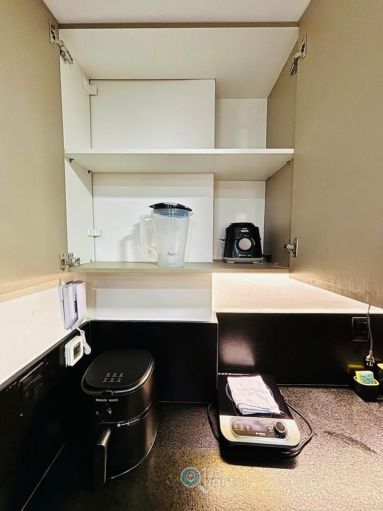 Apto Luxo Pé na Areia no Bessa | 123Quarto #GS118