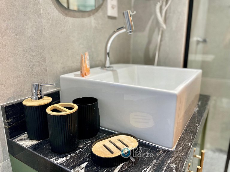 Studio Luxo Com Piscina Na Cobertura #HCB252C
