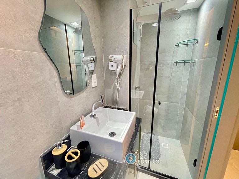 Studio Luxo Com Piscina Na Cobertura #HCB252C