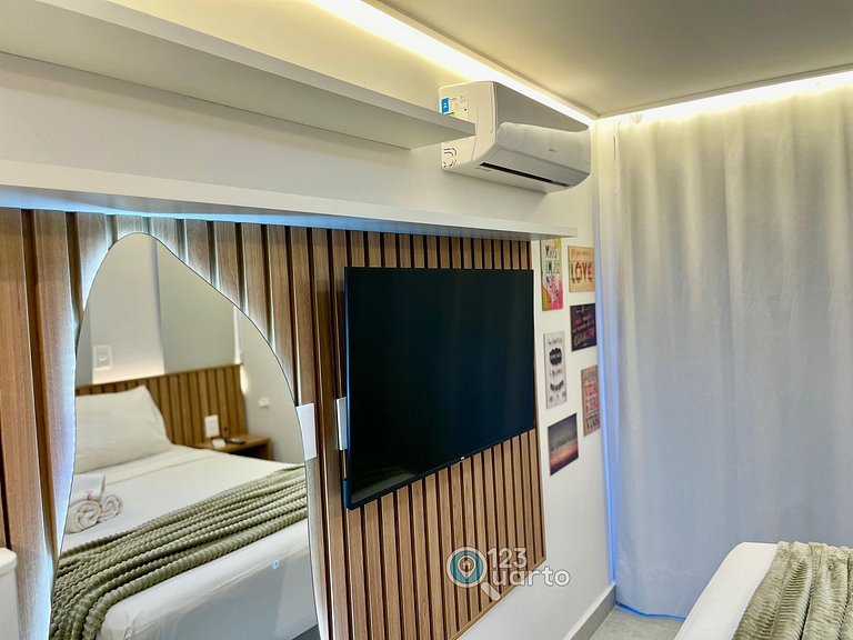 Studio Luxo Com Piscina Na Cobertura #HCB252C