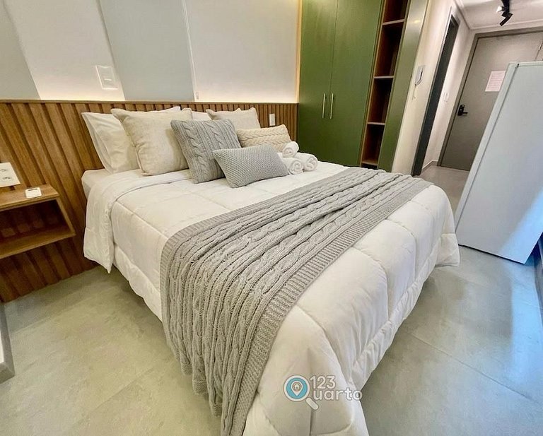 Studio Luxo Com Piscina Na Cobertura #HCB252C