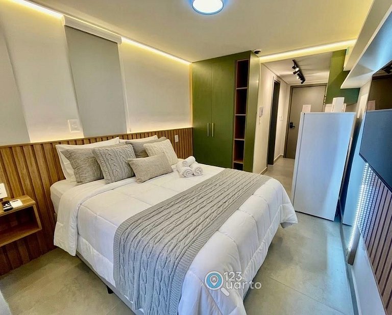 Studio Luxo Com Piscina Na Cobertura #HCB252C