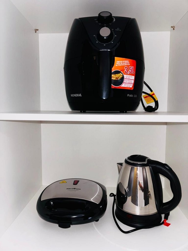 Studio charmoso com vista urbana + mar #SOL1406