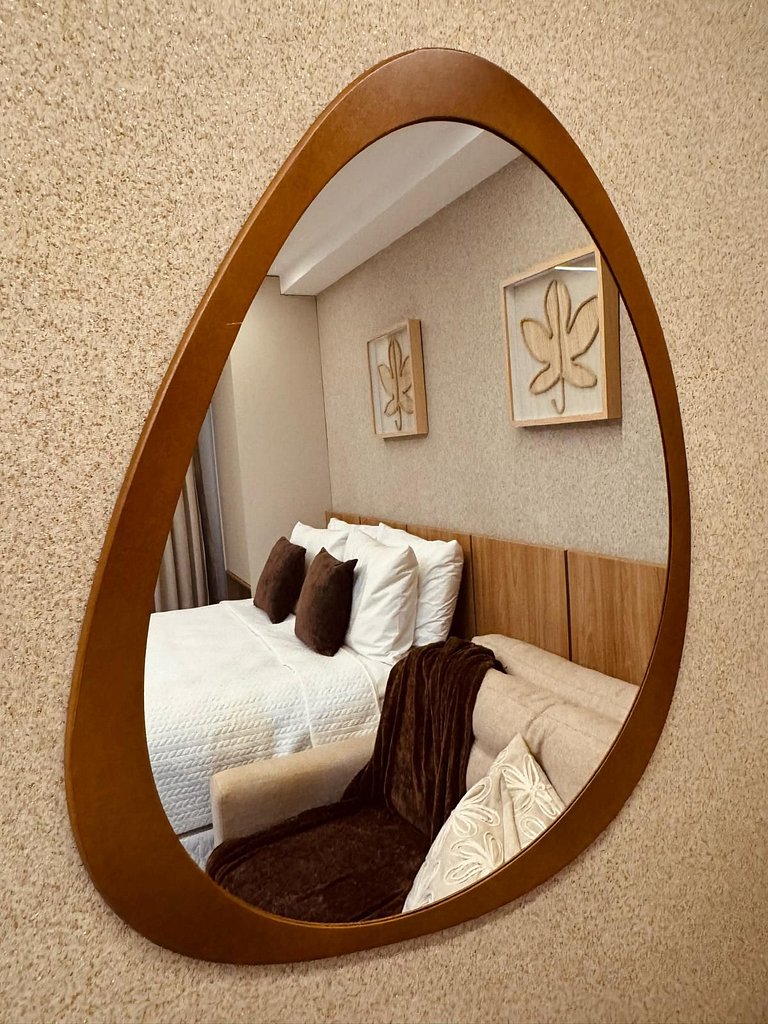 Apto Luxo Com Varanda Vista Mar | 123Quarto #BH207