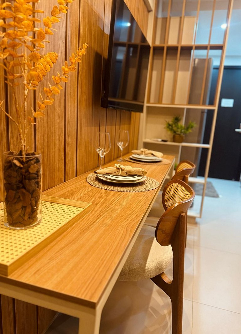 Apto Luxo Com Varanda Vista Mar | 123Quarto #BH207