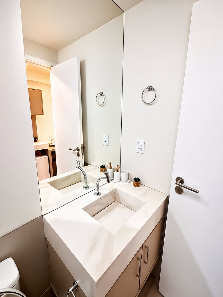 Apto em Cabo branco Stúdio | 123Quarto #VVM409