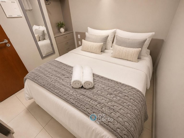 Apto 2 Quartos Pé na Areia LUXO | Flamboyant Bessa