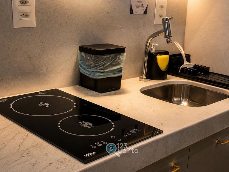 Studio Piscina na Cobertura - By 123Quarto #RE116