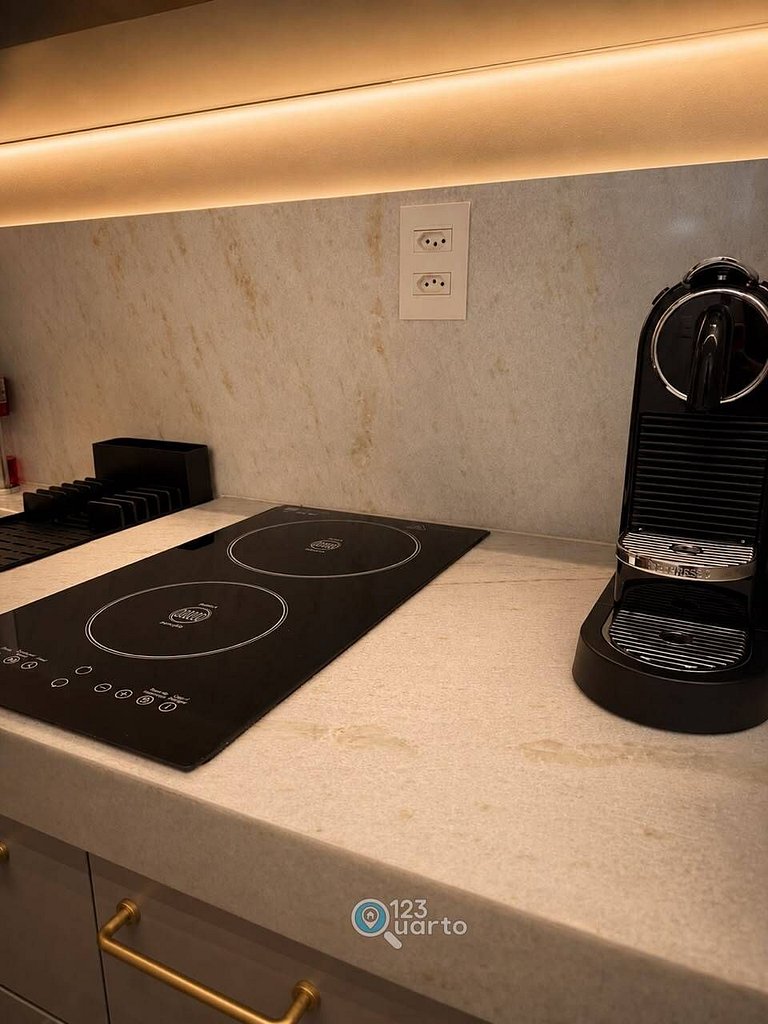 Studio Compact | BESSA - By 123Quarto #RE115