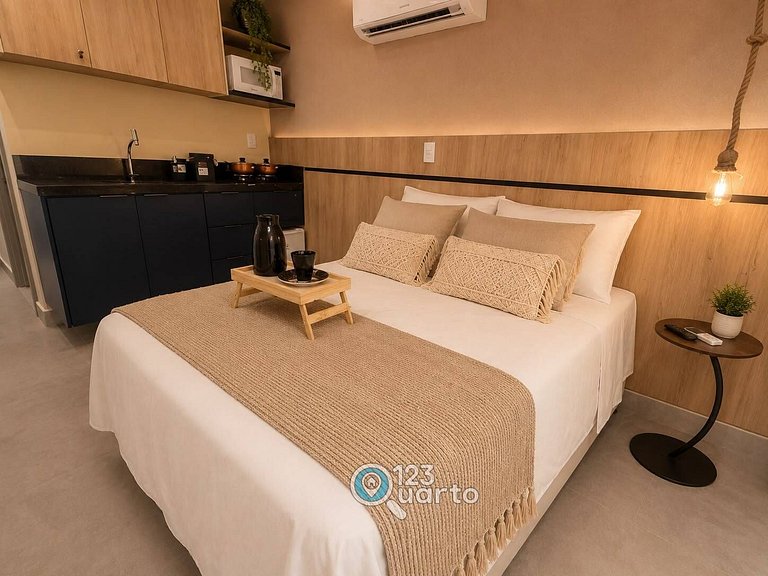 Apto Luxo ao Lado da Piscina  - 123Quarto #HCB605C